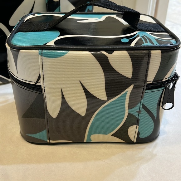 Vintage Roxy Hawaiian Weekender Luggage set! - Picture 14 of 17